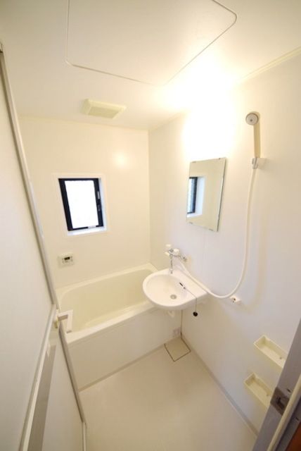 バス・シャワールーム　★バストイレ別★