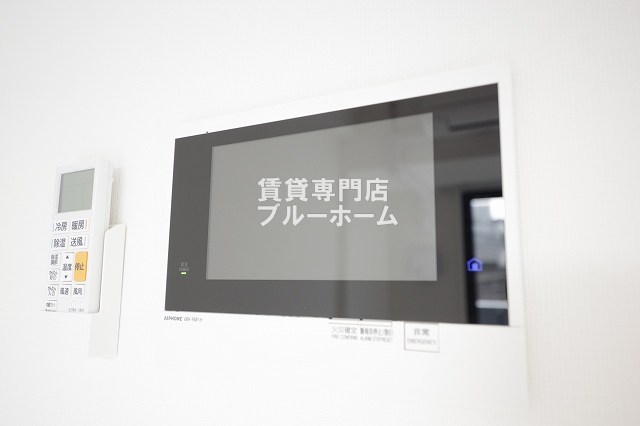 セキュリティ　モニター付きのインターホンです！