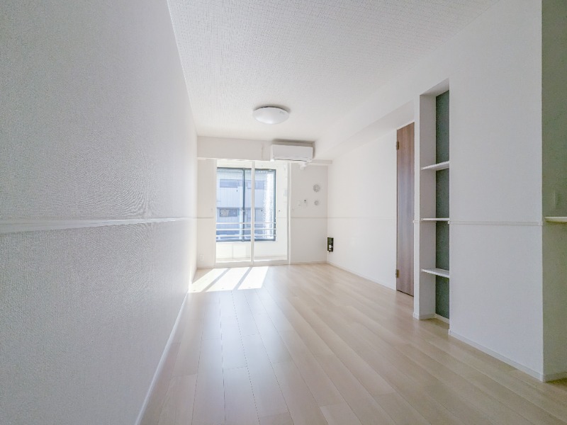 居室・リビング　図面と現状に相違がある場合には現状を優先