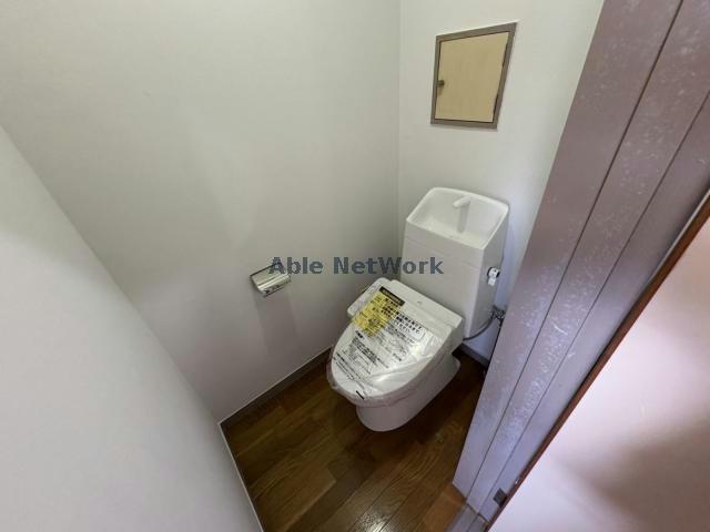 トイレ　トイレ