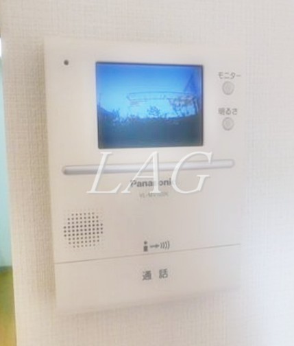 セキュリティ　モニター付きインターホン（同一仕様）になります。