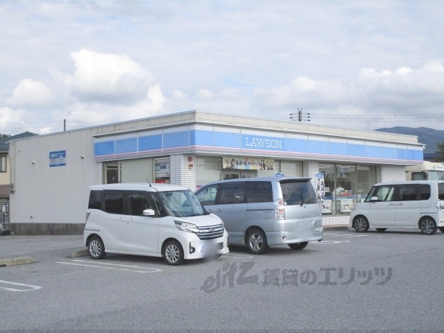 コンビニ　ローソン浅井町八島店（コンビニ）まで800m