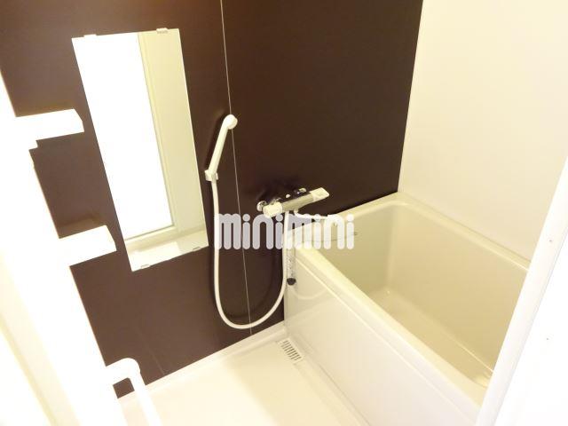 バス・シャワールーム　浴室乾燥付きのバスルーム