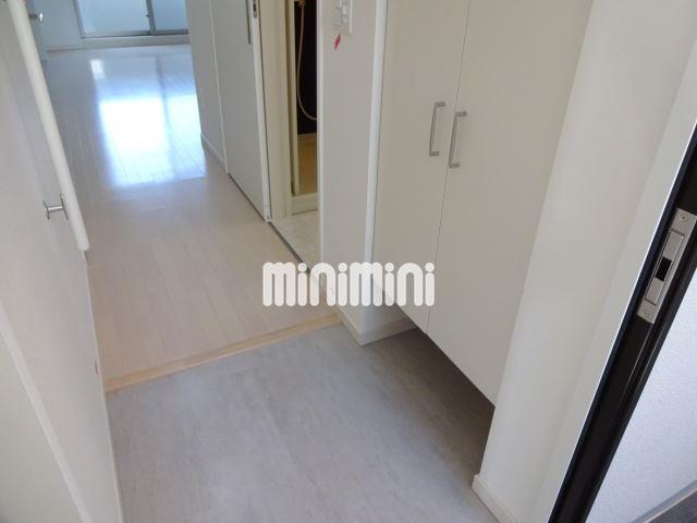 玄関　下駄箱付きの玄関