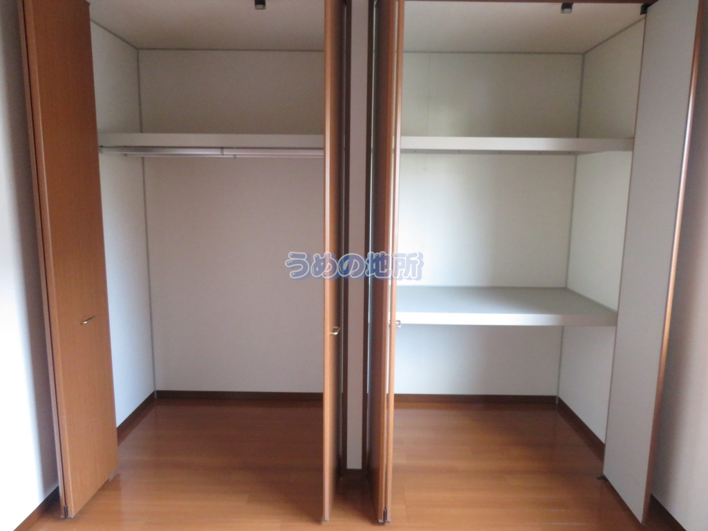 収納　洋室収納