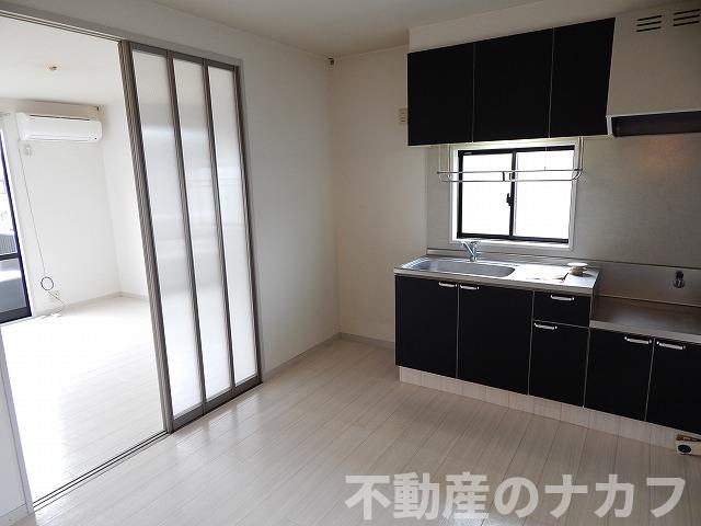 居室・リビング　※過去の室内写真のため現況と異なる場合があります