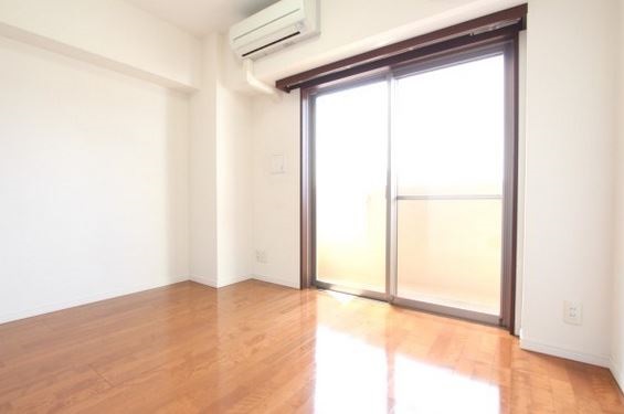 居室・リビング　★日当たり良好です★