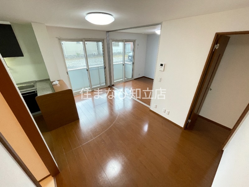 居室・リビング　同型別部屋写真