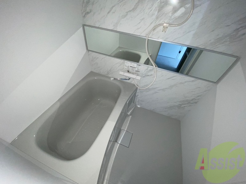 バス・シャワールーム　お風呂になります。一日の疲れを癒してくださいね。