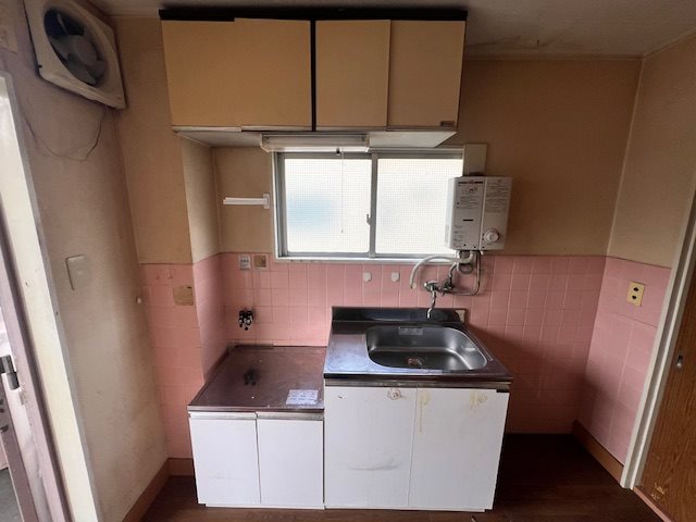 キッチン　同じ間取りのお部屋の写真