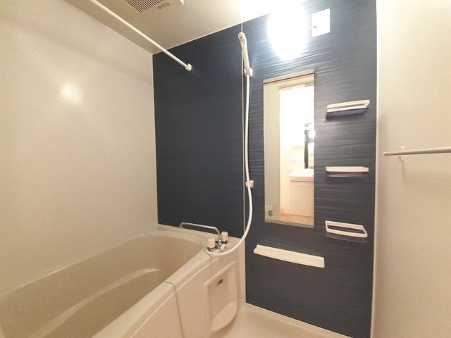 バス・シャワールーム　お風呂で日々の疲れを落としましょう