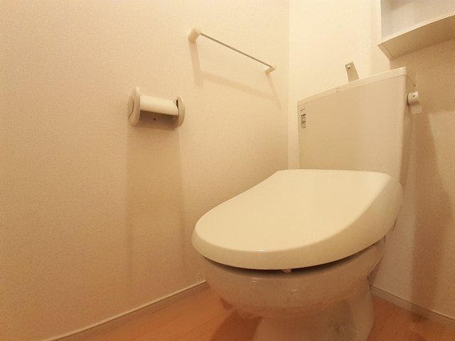 トイレ　ゆったりとした空間のトイレです