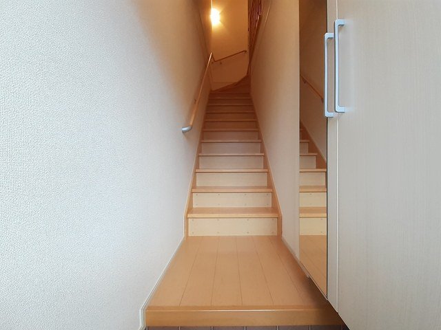 玄関　落ち着いた玄関です