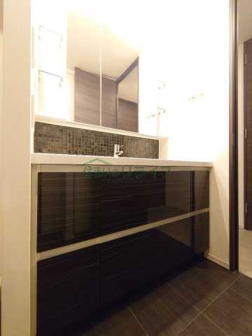 その他　コンフォリア新宿イーストサイドタワー