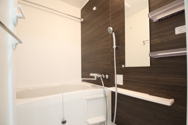 バス・シャワールーム　※別室の参考写真の為、現況優先です。