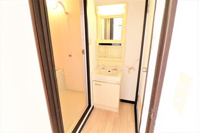 洗面設備　独立洗面台