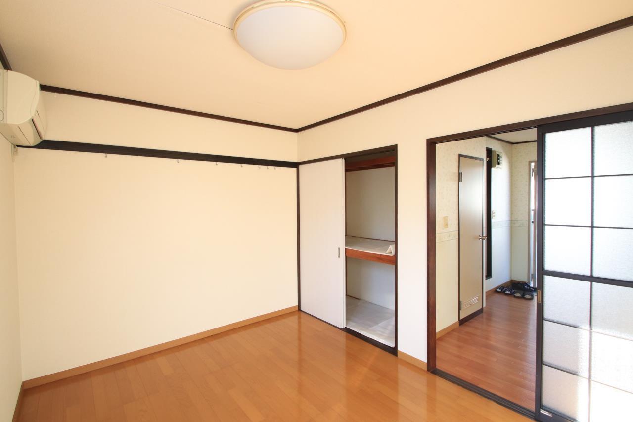 その他　6帖の洋室