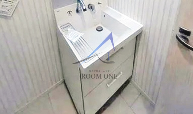 洗面設備　洗面台です。