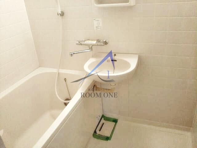 バス・シャワールーム　お風呂です。