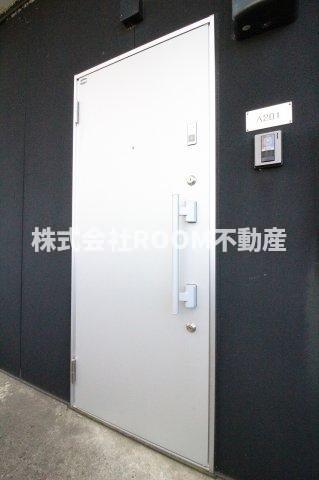 玄関　落ち着いた玄関です