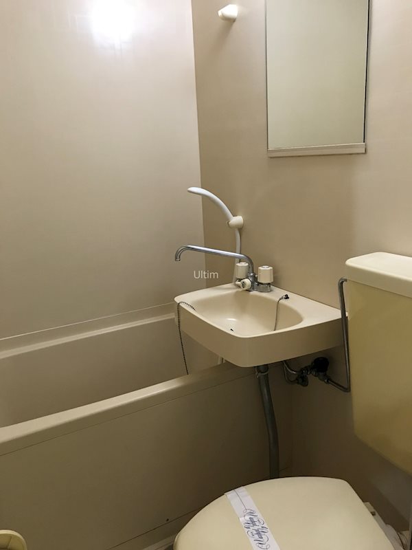 洗面設備　※同タイプの他のお部屋です