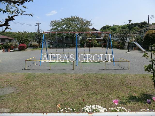 公園　上倉田第三公園（公園）まで305m