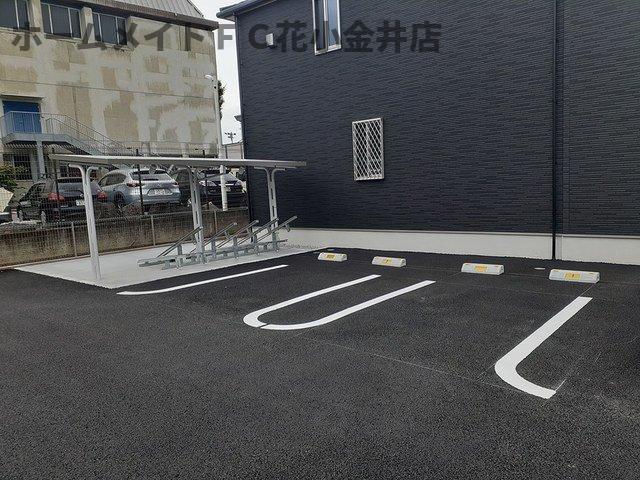 駐車場　車をお持ちの方に嬉しい駐車場付きの物件です
