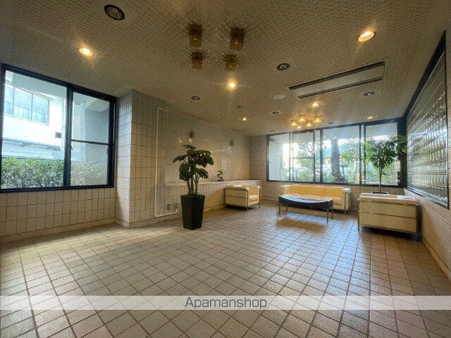 ロビー　ロビー