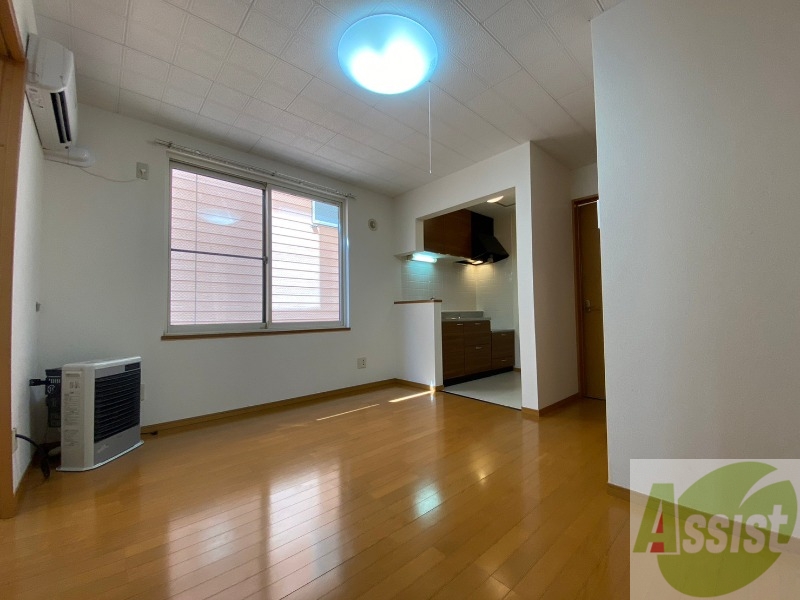 居室・リビング　広くてキレイなＬＤＫが広がっていて、充実した生活が送れそう。