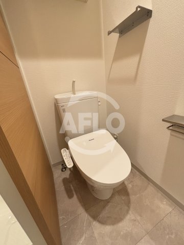 トイレ　アーバネックス南堀江　ウォシュレット付き