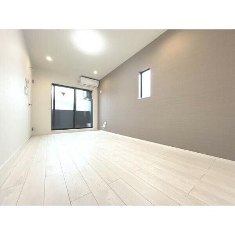 居室・リビング　室内