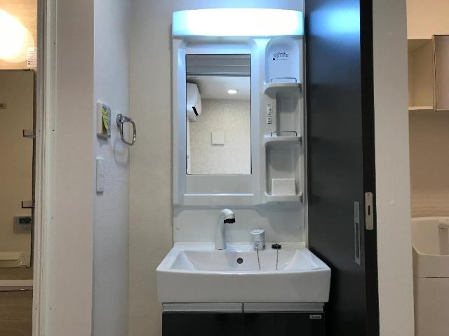 洗面設備　洗髪洗面化粧台