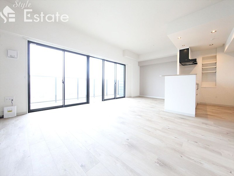 居室・リビング　内装