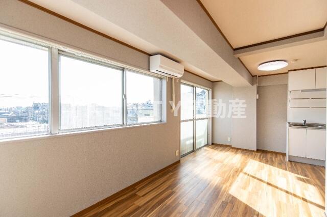 居室・リビング　使いやすい居間です