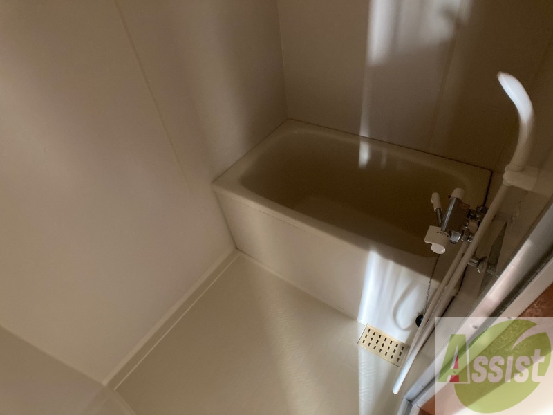 バス・シャワールーム　お風呂です。ゆっくりお風呂につかるのも体に良いですね～