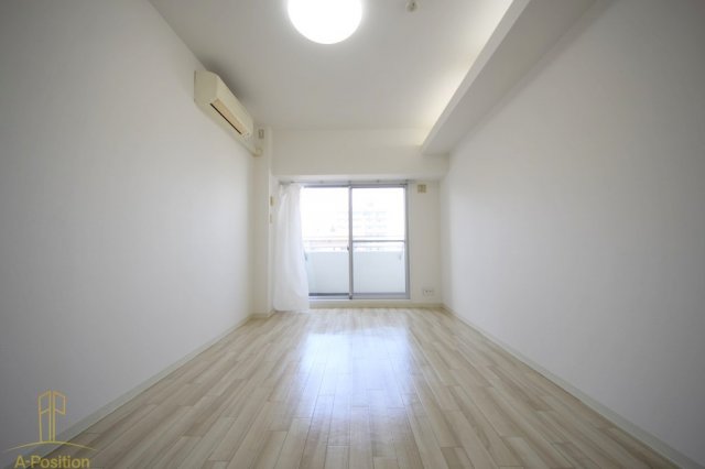 居室・リビング　ベルフェリーク天満橋