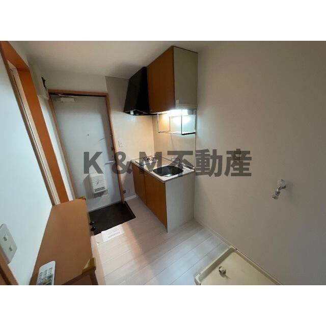 居室・リビング　こちらのリビングで趣味の時間をお楽しみください