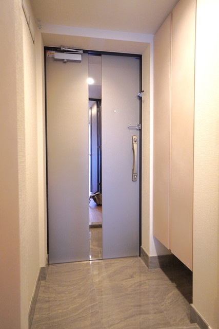 玄関　※写真は同タイプ住戸です。