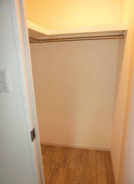 収納　ウォークインクローゼット