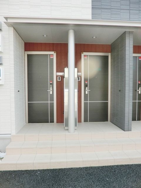 エントランス　建物入り口部分です