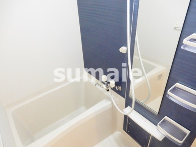 バス・シャワールーム　青がアクセントの爽やかなバスルーム☆