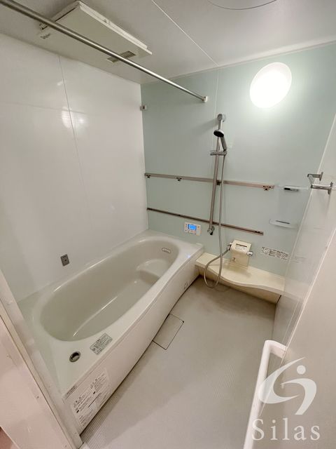 バス・シャワールーム　同仕様　反転タイプ