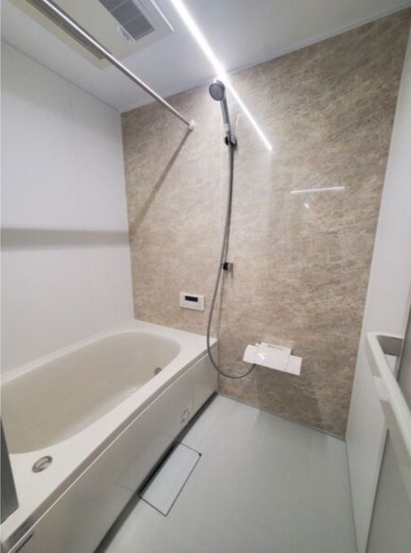 バス・シャワールーム　図面と現状に相違がある場合には現状を優先