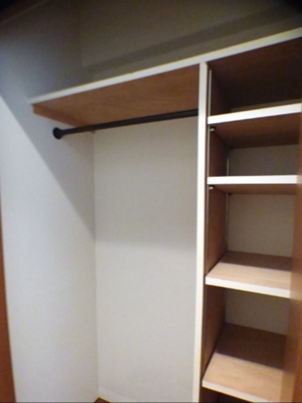 収納　洋室8.2帖　収納