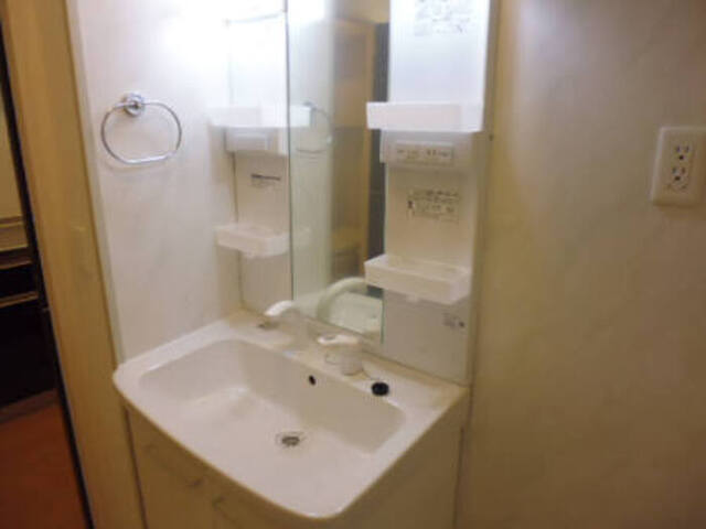 洗面設備　洗髪洗面化粧台