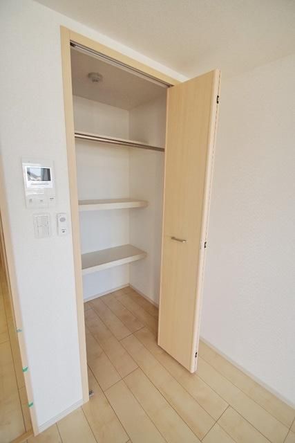 収納　★広めのクローゼットですね★