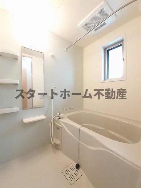 バス・シャワールーム　ゆったり過ごせるお風呂です