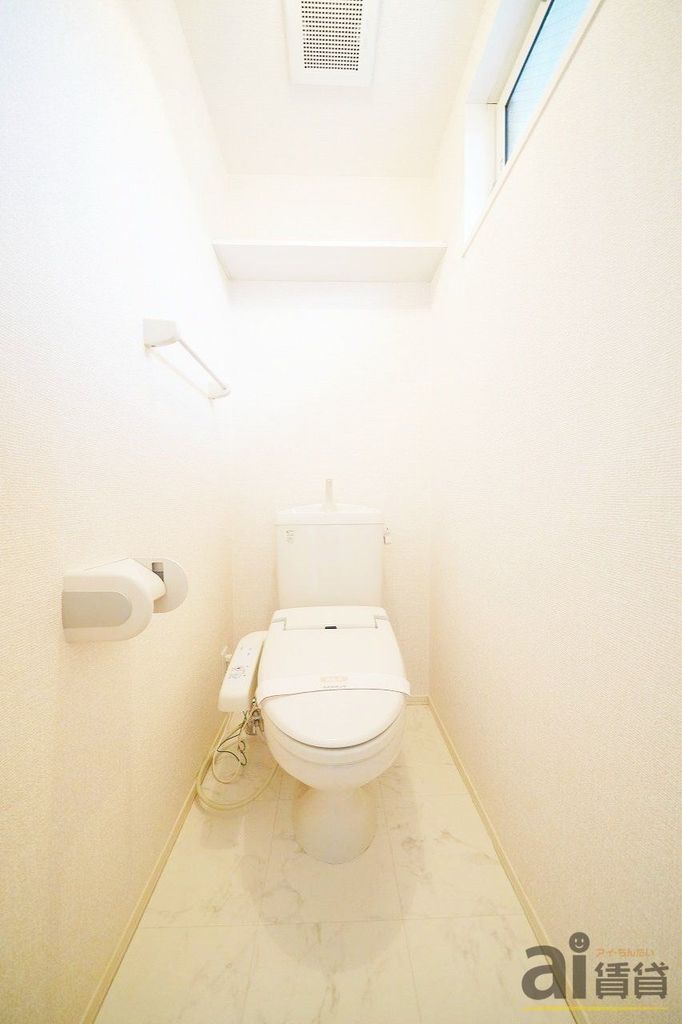 トイレ　※同仕様写真※