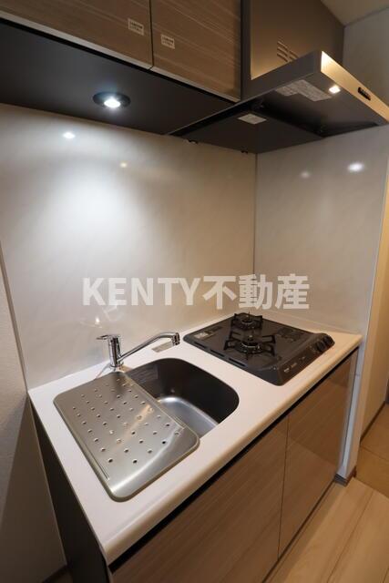 キッチン　コンパクトなキッチンで掃除もラクラク