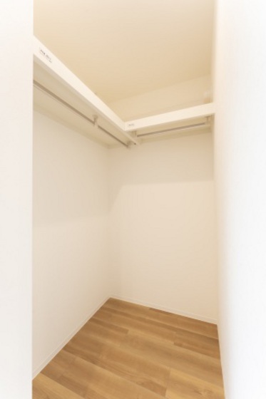 収納　※別部屋の写真です
